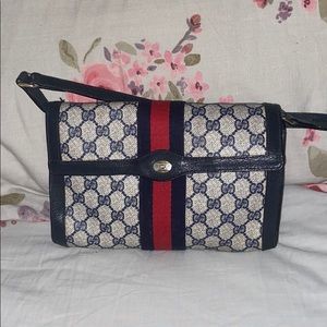 Vintage Gucci shoulder bag